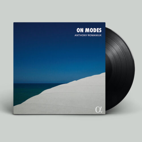 Alpha Classics ALPHA1242 3701624512425 On modes (LP) György Ligeti, Arvo Pärt, John Adams, Anthony Romaniuk